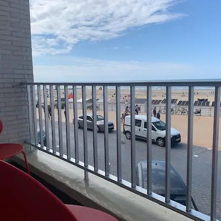 Cozy 2 Bedroom With Seaview In T82 Oostende
